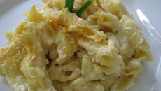 Macarrão 3 queijos fácil