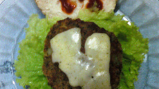 Hambúguer de brócolis com proteína de soja