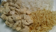 Estrogonofe de frango simples e delicioso