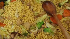 Yakissoba fácil e leve