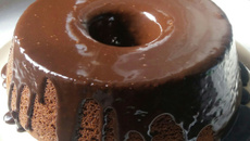 Bolo com coca cola e chocolate