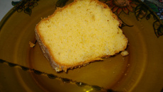 Bolo de fubá com canela