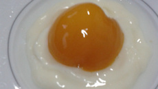 Ovo frito doce (pêssego)