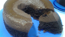 Bolo com pudim chocolate