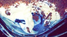 Pavê de liquidificador com diamante negro e sorvete de creme