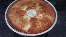 Bolo integral de banana com mel