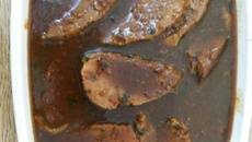 Lagarto na cerveja preta