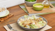 Salada verde com frango