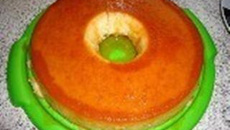 Pudim com pão francês amanhecido