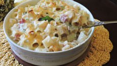 Macarrão de forno com burrata