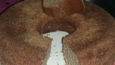 Bolo de banana sem glúten e sem lactose