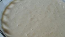 Iogurte tipo petit suisse de morango