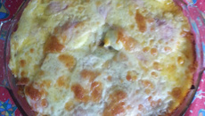 Carne moída com queijo (Lasanha de pobre).