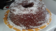 Bolo de micro-ondas de chocolate com cobertura ganache