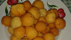 Bolinhas de queijo mussarela