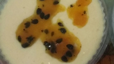 Mousses de maracujá prática, barata e fácil