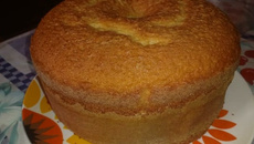 Bolo fofo de laranja