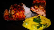 Salmão ao molho de maracujá