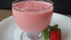 Mousse de morango com gengibre