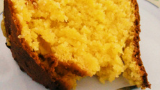 Bolo de fubá cozido