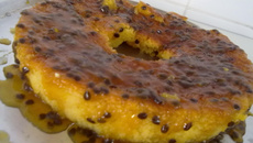 Bolo maracujá com casca