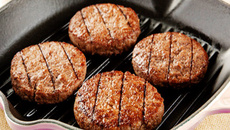 Hambúrguer com toque de alho