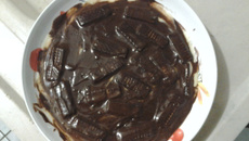 Torta de ganache com bis