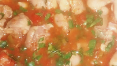 Pé de porco no molho