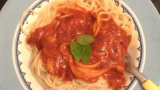 Espaguete ao molho de tomate