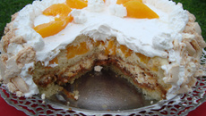 Torta Chajá (doce do Uruguai)