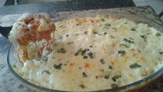 Torta de frango com massa de batatas