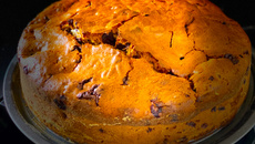 Bolo de banana com chocolate