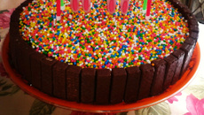 Bolo de chocolate Bis