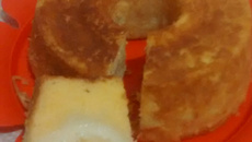 Bolo de fubá cremoso