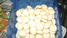 Sequilhos de leite condensado