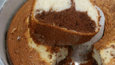 Bolo simples com iogurte natural