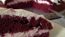 Bolo de veludo vermelho