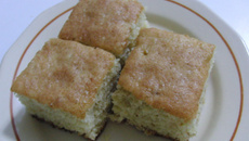 Bolo fofo de acerola