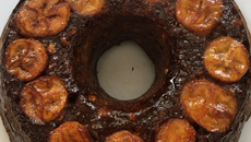 Bolo de banana fit no microondas