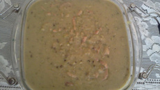 Sopa de ervilha com lombo salgado