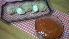 Ovos de codorna na massa de inhame