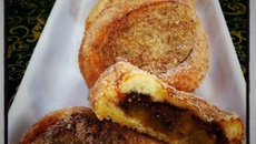 Rabanada recheada com nutella