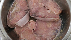 Bagre no leite de coco e dendê