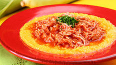 Angu de milho com frango