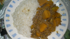 Carne moída com abóbora cabotiá