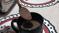 Bolo de caneca de micro-ondas