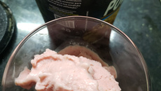 Sorvete de morango proteico