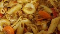 Macarrão com lentilha delicioso