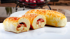 Brioche de queijo e presunto