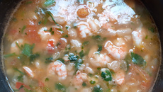 Feijão branco com camarão